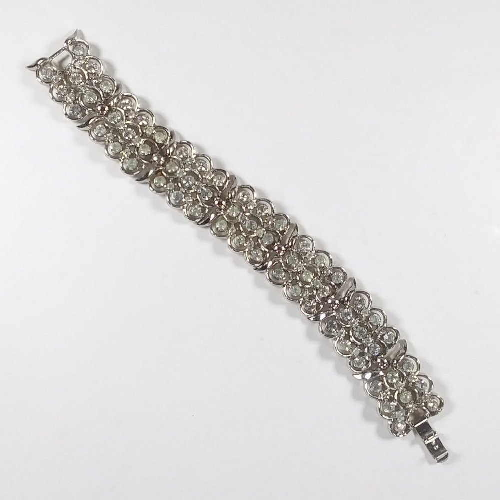 MId-Century Vintage Crown Trifari Marked Rhinestone Silver Tone Bracelet